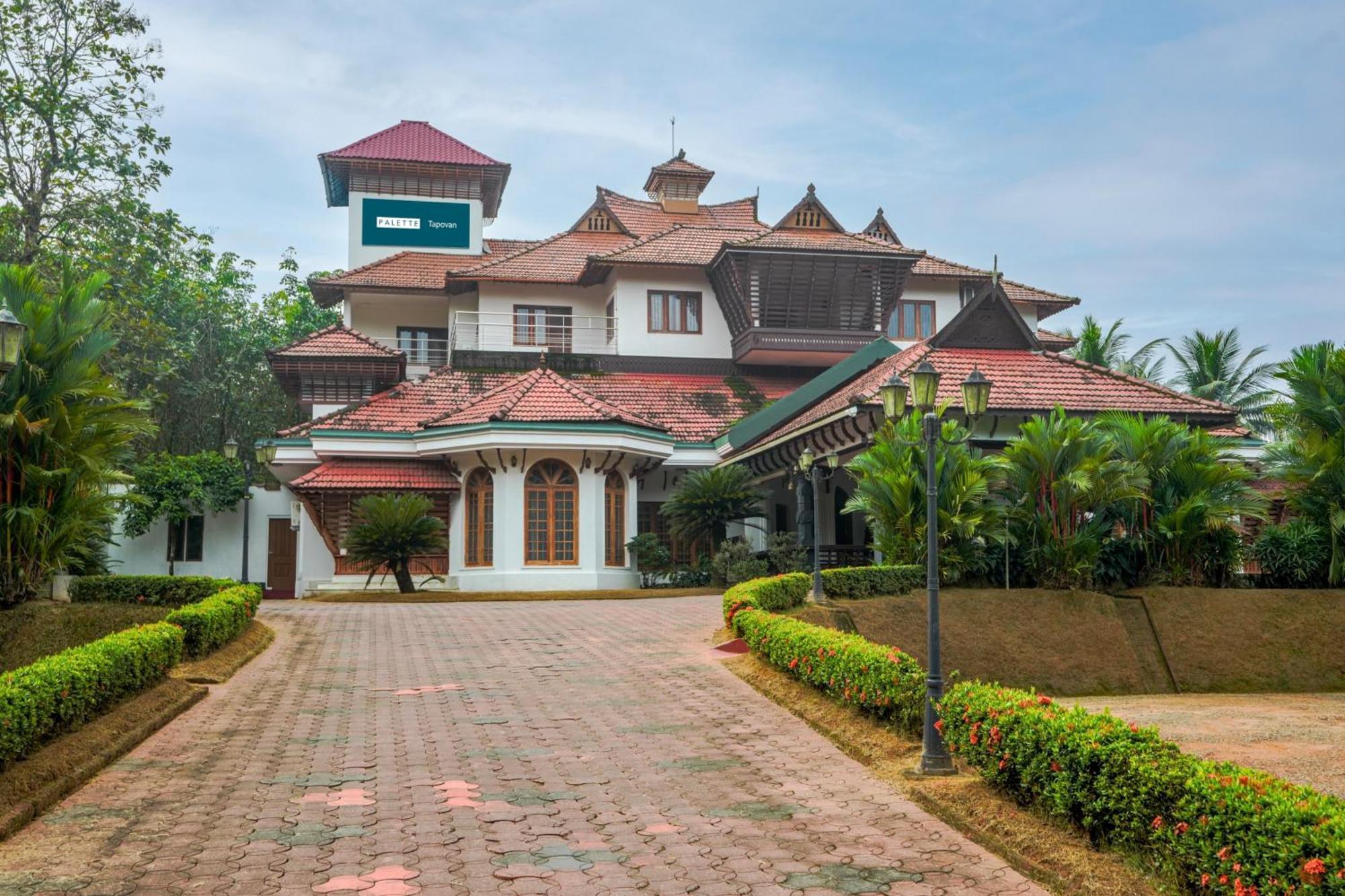 Palette Resorts- Tapovan Green County Thattakad Exterior photo