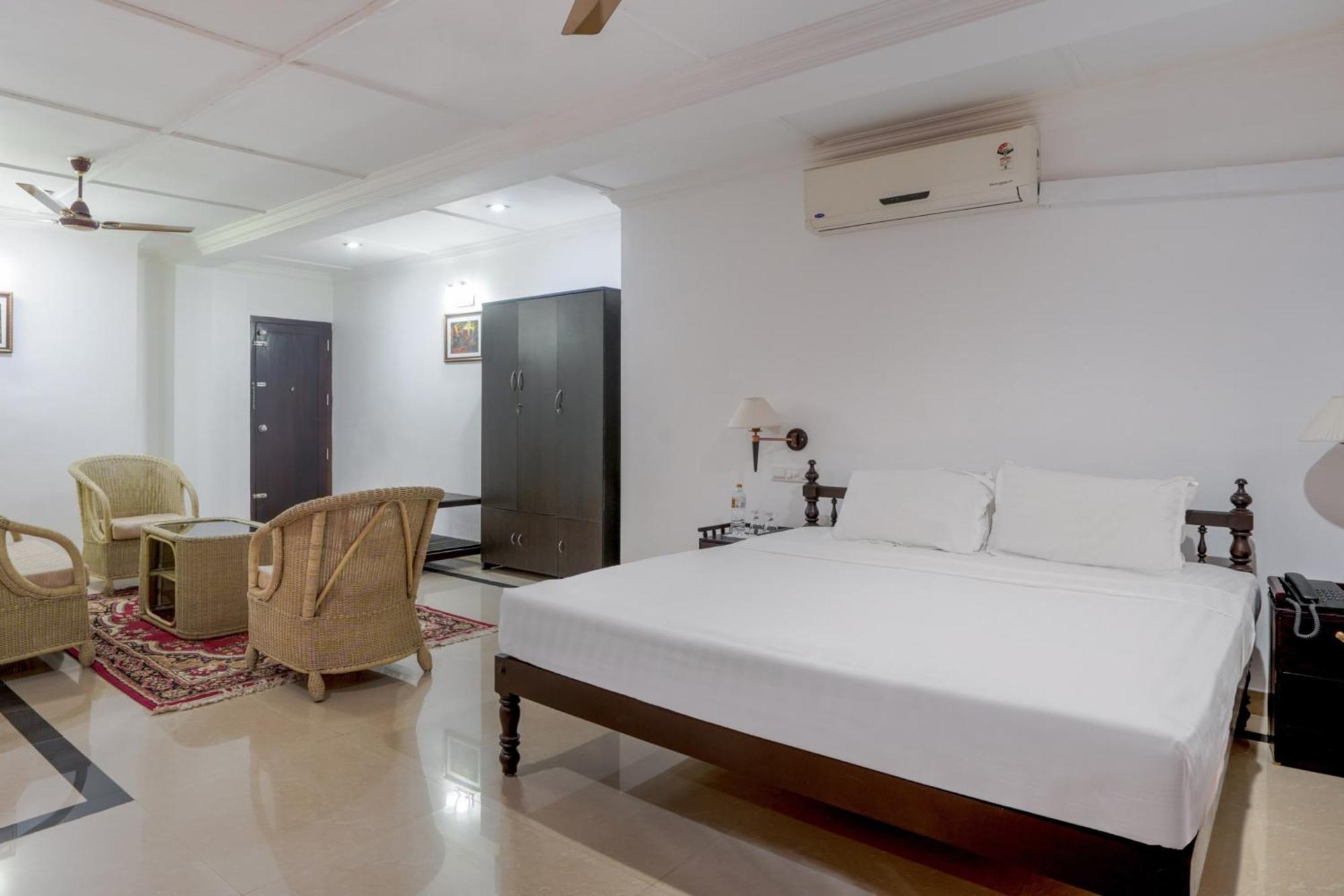 Palette Resorts- Tapovan Green County Thattakad Exterior photo