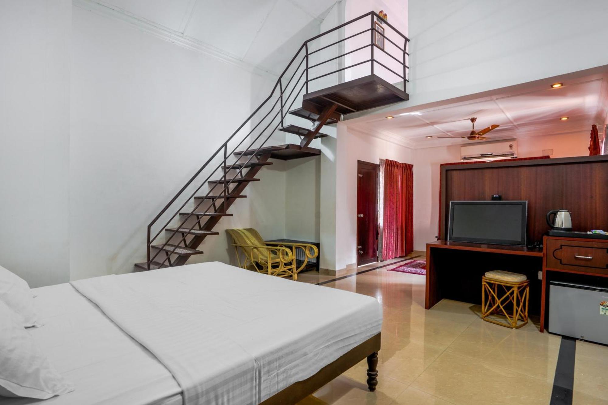 Palette Resorts- Tapovan Green County Thattakad Exterior photo