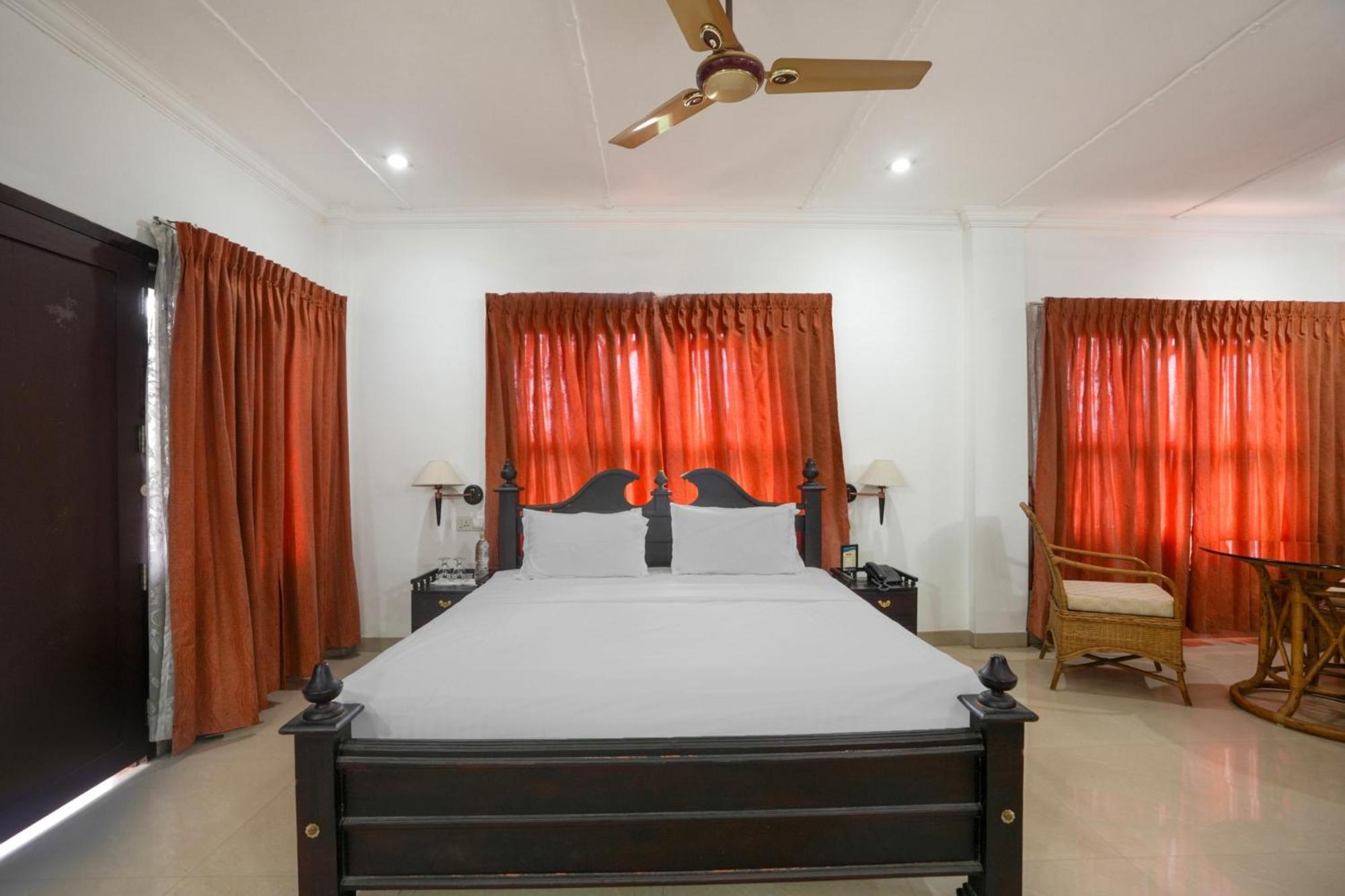 Palette Resorts- Tapovan Green County Thattakad Exterior photo