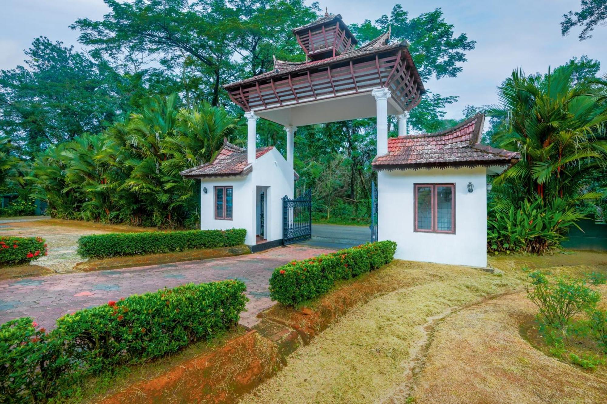 Palette Resorts- Tapovan Green County Thattakad Exterior photo